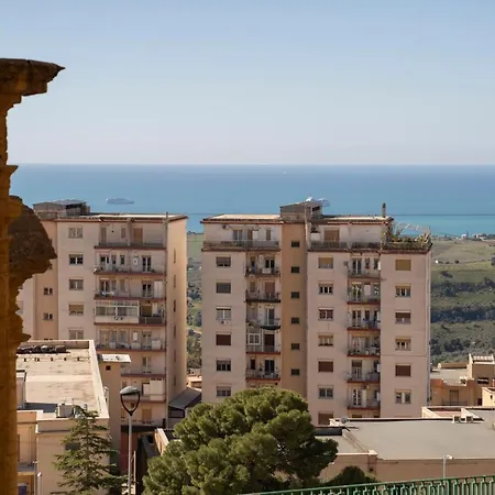 Vicolo San Pietro * Αγκριτζέντο